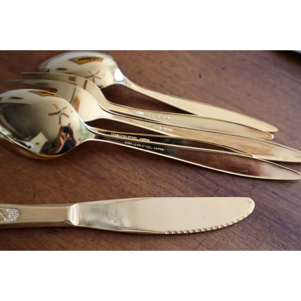 49x Lifetime Cutlery Corp 23k Gold Electroplate Japan Clover Heart Service for 8